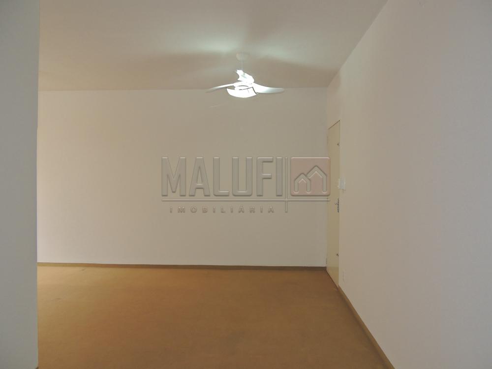 Alugar Apartamentos / Padrão em Olímpia R$ 800,00 - Foto 3