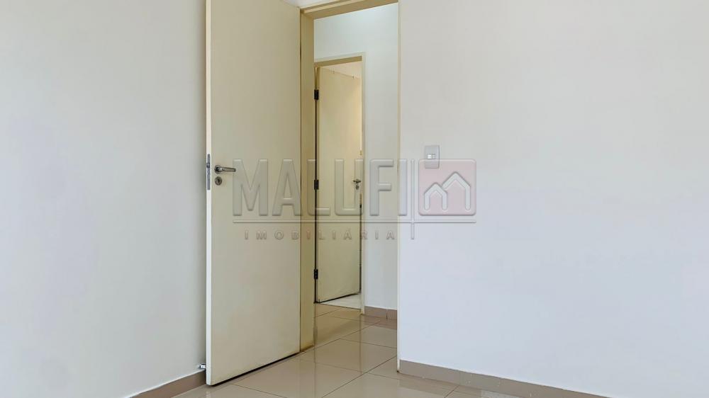 Alugar Apartamentos / Padrão em Olímpia R$ 2.500,00 - Foto 13