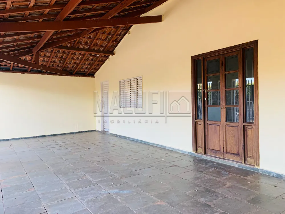 Alugar Casas / Padrão em Olímpia R$ 1.500,00 - Foto 1
