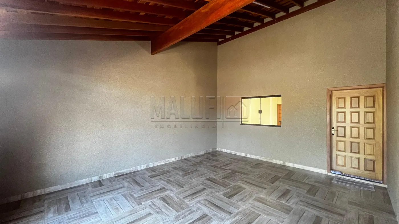 Comprar Casas / Padrão em Olímpia - Foto 1