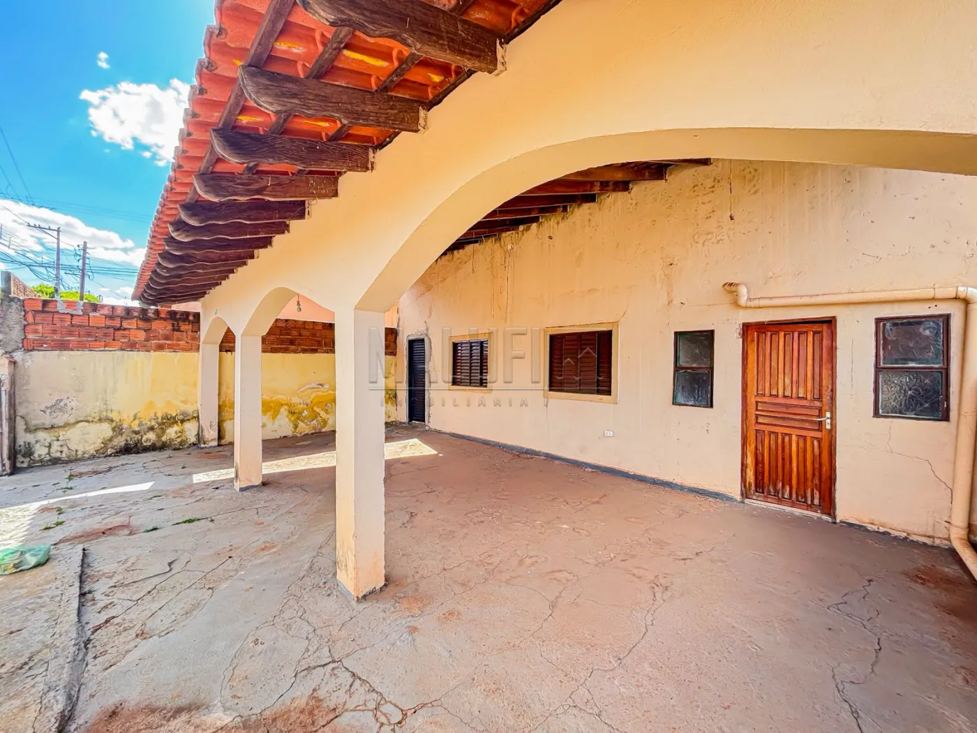 Comprar Casas / Padrão em Olímpia R$ 230.000,00 - Foto 1