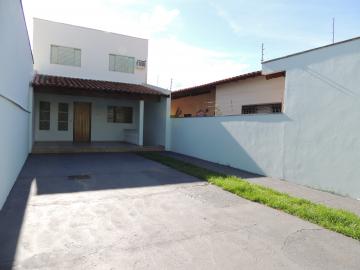 Alugar Casas / Sobrado em Olímpia. apenas R$ 1.700,00