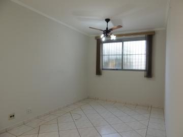 Alugar Apartamentos / Padrão em Olímpia. apenas R$ 1.200,00