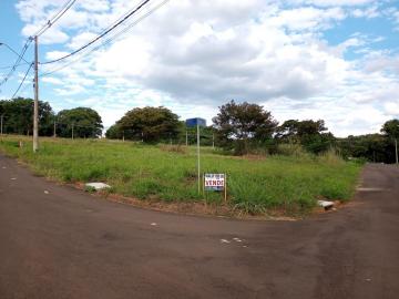 Terreno Residencial de esquina com boa localização - Parque das Américas