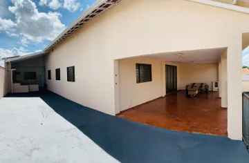 Alugar Casas / Padrão em Olímpia. apenas R$ 380.000,00