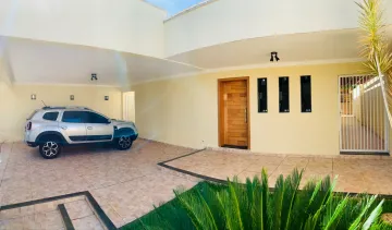 Alugar Casas / Padrão em Olímpia. apenas R$ 680.000,00