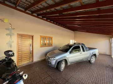 Alugar Casas / Padrão em Olímpia. apenas R$ 250.000,00