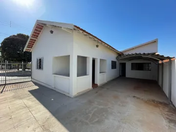 Alugar Casas / Padrão em Guaraci. apenas R$ 320.000,00