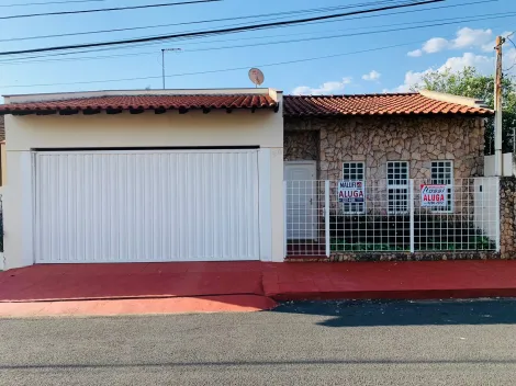 Alugar Casas / Padrão em Olímpia. apenas R$ 3.000,00