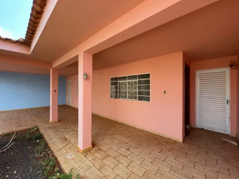 Alugar Casas / Padrão em Olímpia. apenas R$ 350.000,00
