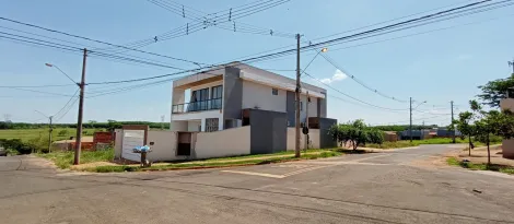 Alugar Casas / Sobrado em Olímpia. apenas R$ 11.000,00