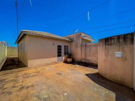 Alugar Casas / Padrão em Olímpia. apenas R$ 1.800,00