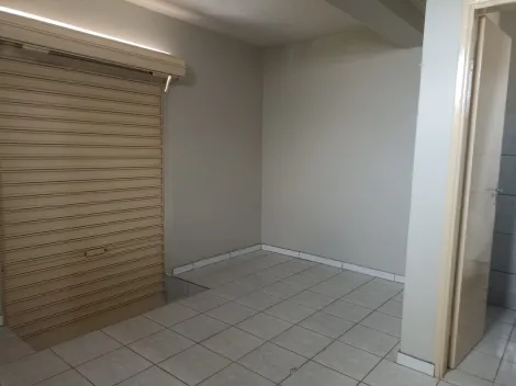 Sala comercial disponível para locação próximo a região central